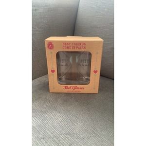 NIB Shot Glasses Wild Eye Designs Best Friends Come In Pairs Set Of 2 BFF Gift